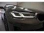BMW 5-Serie TOURING 520i Business Edition+ Aut. [ LED Apple / Android Leder Stoelverwarming Nav prof ]