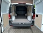 Mercedes-Benz eVito EVito 112 L2 85KW 60kWh Cruisecontrole Achteruitrijcamera Carplay Stoelverwarming