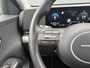 Hyundai Kona 1.6 GDI HEV Comfort Smart Voorstoelen verwarmd / Stuur verwarming / Privacy glas / Apple Carplay - Android Auto / Navigatiesysteem / 18 inch Lichtmetaal /