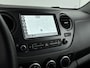 Hyundai i10 1.0i COMFORT | UNIEK! | NAVI | CRUISE | ZWART GELAKTE 15'' LM VELGEN | BLUETOOTH | ARMSTEUN | ELEKTRISCHE RAMEN VOOR & ACHTER |