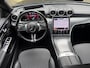 Mercedes-Benz C-klasse C300e 313pk | Luxury | PHEV | Trekhaak | Half leder | Camera | Sfeerverlichting | PDC | CarPlay | LED | DAB | Lane assist | Dodehoekdetectie | Memory | Stoel&stuurverwarming | Volledig onderhouden