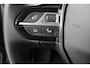 Peugeot e-2008 EV Allure Pack 50 kWh | afn. trekhaak | navi | climate | pdc achter+camera | cruise adaptief | carplay | keyless | bluetooth | verwarmde stoelen