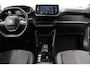 Peugeot e-2008 EV Allure Pack 50 kWh | afn. trekhaak | navi | climate | pdc achter+camera | cruise adaptief | carplay | keyless | bluetooth | verwarmde stoelen