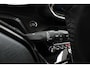 Peugeot e-2008 EV Allure Pack 50 kWh | afn. trekhaak | navi | climate | pdc achter+camera | cruise adaptief | carplay | keyless | bluetooth | verwarmde stoelen