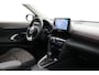 Toyota Yaris Cross 1.5 Hybrid Executive | Trekhaak | Dodehoek detectie | Stoelverwarming | Head-up display | JBL | Apple Carplay / Android Auto | Parkeersensoren voor/achter | 18 inch
