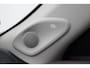 Toyota Yaris Cross 1.5 Hybrid Executive | Trekhaak | Dodehoek detectie | Stoelverwarming | Head-up display | JBL | Apple Carplay / Android Auto | Parkeersensoren voor/achter | 18 inch