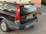 Volvo XC70 2.5 T ORG NED 2DE EIG Leder Stoelverwarming Trekhaak