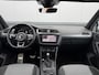 Volkswagen Tiguan 2.0 TSI 4Motion 230pk Highline R-Line | Dynaudio | Panorama | Trekhaak | LED Plus | Suzuka | Apple Carplay - Android Auto
