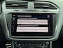 Volkswagen Tiguan 2.0 TSI 4Motion 230pk Highline R-Line | Dynaudio | Panorama | Trekhaak | LED Plus | Suzuka | Apple Carplay - Android Auto
