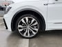 Volkswagen Tiguan 2.0 TSI 4Motion 230pk Highline R-Line | Dynaudio | Panorama | Trekhaak | LED Plus | Suzuka | Apple Carplay - Android Auto