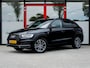 Audi Q3 1.4 TFSI CoD Sport S Line Edition | Trekhaak | Stoelverwarming | Navigatie | Cruise Control | Keyless Entry | Elektrische Kofferklep | LED Koplampen | Climate Control | Privacy Glas | All Season Banden |