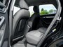 Audi Q3 1.4 TFSI CoD Sport S Line Edition | Trekhaak | Stoelverwarming | Navigatie | Cruise Control | Keyless Entry | Elektrische Kofferklep | LED Koplampen | Climate Control | Privacy Glas | All Season Banden |