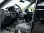 Audi Q3 1.4 TFSI CoD Sport S Line Edition | Trekhaak | Stoelverwarming | Navigatie | Cruise Control | Keyless Entry | Elektrische Kofferklep | LED Koplampen | Climate Control | Privacy Glas | All Season Banden |