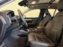 Volvo XC40 2.0 B3 Ultra Dark 2WD Pano, ACC, Apple Carplay, Trekhaak, Virtual Cockpit, Keyless, 19", Stoelverwarming, H&K Audio