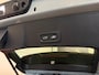 Volvo XC40 2.0 B3 Ultra Dark 2WD Pano, ACC, Apple Carplay, Trekhaak, Virtual Cockpit, Keyless, 19", Stoelverwarming, H&K Audio