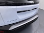 Peugeot e-2008 GT | Active Safety Brake met camera en radar (automatisch noodremsysteem) met Distance Alert (waarschuwing dreigende aanrijding) | Advanced Active Safety Brake met camera en radar | Climate Control