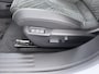 Peugeot e-2008 GT | Active Safety Brake met camera en radar (automatisch noodremsysteem) met Distance Alert (waarschuwing dreigende aanrijding) | Advanced Active Safety Brake met camera en radar | Climate Control