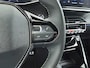 Peugeot e-2008 GT | Active Safety Brake met camera en radar (automatisch noodremsysteem) met Distance Alert (waarschuwing dreigende aanrijding) | Advanced Active Safety Brake met camera en radar | Climate Control