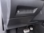 Peugeot e-2008 GT | Active Safety Brake met camera en radar (automatisch noodremsysteem) met Distance Alert (waarschuwing dreigende aanrijding) | Advanced Active Safety Brake met camera en radar | Climate Control