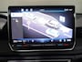 Volkswagen Tiguan 1.5 eHybrid R-Line Edition 272 pk Automaat (DSG) | Verlengde garantie | Navigatie | Panoramadak | Trekhaak (wegklapbaar) | Parkeersensoren (Park assist) | Rondomzicht camera| Lederen bekleding | Stoelverwarming v/a | R-Line |