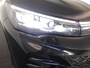Volkswagen Tiguan 1.5 eHybrid R-Line Edition 272 pk Automaat (DSG) | Verlengde garantie | Navigatie | Panoramadak | Trekhaak (wegklapbaar) | Parkeersensoren (Park assist) | Rondomzicht camera| Lederen bekleding | Stoelverwarming v/a | R-Line |