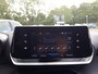 Peugeot 208 ALLURE 1.2-100pk Apple Carplay & Android Auto | Navi | Cruise & Climate control | Parkeersensoren | Bluetooth | LMV16inch
