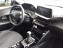 Peugeot 208 ALLURE 1.2-100pk Apple Carplay & Android Auto | Navi | Cruise & Climate control | Parkeersensoren | Bluetooth | LMV16inch