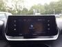 Peugeot 208 ALLURE 1.2-100pk Apple Carplay & Android Auto | Navi | Cruise & Climate control | Parkeersensoren | Bluetooth | LMV16inch