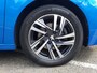 Peugeot 208 ALLURE 1.2-100pk Apple Carplay & Android Auto | Navi | Cruise & Climate control | Parkeersensoren | Bluetooth | LMV16inch