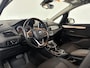 BMW 2-Serie Active Tourer 218i Corporate Lease Executive Navigatie Airco Cruise Control Lichtmetalenvelgen Parkeersensoren