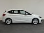 BMW 2-Serie Active Tourer 218i Corporate Lease Executive Navigatie Airco Cruise Control Lichtmetalenvelgen Parkeersensoren