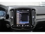 Volvo XC40 T5 263PK Plug-in hybrid Plus Dark | Adaptive Cruise & Pilot Assist | Lederen Bekleding | Power Seats incl. Memory | Premium Harman/Kardon Audio | Park Assist & Camera | Elektr. Achterklep | Stoel & Stuurverwarming | Semi Elektr. Trekhaak |