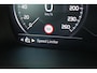 Volvo XC40 T5 263PK Plug-in hybrid Plus Dark | Adaptive Cruise & Pilot Assist | Lederen Bekleding | Power Seats incl. Memory | Premium Harman/Kardon Audio | Park Assist & Camera | Elektr. Achterklep | Stoel & Stuurverwarming | Semi Elektr. Trekhaak |