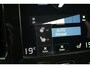 Volvo XC40 T5 263PK Plug-in hybrid Plus Dark | Adaptive Cruise & Pilot Assist | Lederen Bekleding | Power Seats incl. Memory | Premium Harman/Kardon Audio | Park Assist & Camera | Elektr. Achterklep | Stoel & Stuurverwarming | Semi Elektr. Trekhaak |