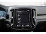 Volvo XC40 T5 263PK Plug-in hybrid Plus Dark | Adaptive Cruise & Pilot Assist | Lederen Bekleding | Power Seats incl. Memory | Premium Harman/Kardon Audio | Park Assist & Camera | Elektr. Achterklep | Stoel & Stuurverwarming | Semi Elektr. Trekhaak |