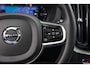Volvo XC60 2.0 T6 Plug-in hybrid AWD Plus Bright | Pano | Trekhaak | Cruise adaptief | Apple Carplay/Android Auto | Elektrisch verstelb. bestuurdersstoel met geheugen | NL auto | Achterbank verwarmd | Achteruitrijcamera | Apple Carplay/Android Auto|telefoonintegratie premium