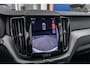 Volvo XC60 2.0 T6 Plug-in hybrid AWD Plus Bright | Pano | Trekhaak | Cruise adaptief | Apple Carplay/Android Auto | Elektrisch verstelb. bestuurdersstoel met geheugen | NL auto | Achterbank verwarmd | Achteruitrijcamera | Apple Carplay/Android Auto|telefoonintegratie premium