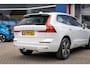 Volvo XC60 2.0 T6 Plug-in hybrid AWD Plus Bright | Pano | Trekhaak | Cruise adaptief | Apple Carplay/Android Auto | Elektrisch verstelb. bestuurdersstoel met geheugen | NL auto | Achterbank verwarmd | Achteruitrijcamera | Apple Carplay/Android Auto|telefoonintegratie premium