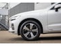 Volvo XC60 2.0 T6 Plug-in hybrid AWD Plus Bright | Pano | Trekhaak | Cruise adaptief | Apple Carplay/Android Auto | Elektrisch verstelb. bestuurdersstoel met geheugen | NL auto | Achterbank verwarmd | Achteruitrijcamera | Apple Carplay/Android Auto|telefoonintegratie premium