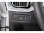 Volvo XC60 2.0 T6 Plug-in hybrid AWD Plus Bright | Pano | Trekhaak | Cruise adaptief | Apple Carplay/Android Auto | Elektrisch verstelb. bestuurdersstoel met geheugen | NL auto | Achterbank verwarmd | Achteruitrijcamera | Apple Carplay/Android Auto|telefoonintegratie premium