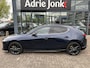 Mazda 3 2.0 e-SkyActiv-X M Hybrid 186 Luxury I-ACTIVE SENSE PACK | SUNROOF PACK | AERO PACK | LEDER | Bose AUDIO | 360gr CAMERA | 35.217km | GARANTIE 1/2029 | NED. AUTO | 1e EIGENAAR |