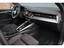 Audi A3 Limousine 35 TFSI S edition zwart optiek