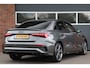 Audi A3 Limousine 35 TFSI S edition zwart optiek