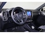 Volvo EX40 Extended Range Ultra 82 kWh -- Panorama/schuifdak - IntelliSafe Assist & Surround - 360º Camera - Harman/Kardon audio - Trekhaak - Verwarmde voorstoelen & stuur - Parkeersensoren voor & achter - Elektr. bedienb. voorstoelen met geheugen links - Draadloze tel. lader - Warmtepomp - Extra getint glas - 20' LMV