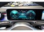 Mercedes-Benz A-klasse 250 e Premium Plus | 1E EIG | 360 CAMERA | HEADUP DISP. | SFEERVERLICHTING | PANO | APK.