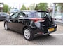 Toyota Auris 1.8 Hybrid ASPIRATION CRUISE NAVI CLIMA LM-VELGEN EL-RAMEN STOELEN IN HOOGTE VERSTELBAAR