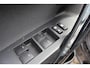 Toyota Auris 1.8 Hybrid ASPIRATION CRUISE NAVI CLIMA LM-VELGEN EL-RAMEN STOELEN IN HOOGTE VERSTELBAAR