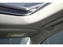 Volvo XC90 T8 Plug-in hybrid AWD Ultra Dark | Verwarmde, Geventileerde en Masserende Voorstoelen | Luchtvering | Panoramisch Schuif-/Kanteldak | Semi-Elektrische Trekhaak | 360º Camera | Gelamineerd en Getint Glas Achter| Bowers & Wilkins |
