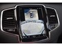 Volvo XC90 T8 Plug-in hybrid AWD Ultra Dark | Verwarmde, Geventileerde en Masserende Voorstoelen | Luchtvering | Panoramisch Schuif-/Kanteldak | Semi-Elektrische Trekhaak | 360º Camera | Gelamineerd en Getint Glas Achter| Bowers & Wilkins |