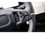 Lynk & Co 02 More 66 kWh | 445 km elektrisch bereik | Adaptive Cruise Control | Panoramadak | Harman Kardon Premium Audio Systeem | 360 graden camera | Dodehoekdetectie | Stoel/Stuurverwarming | Apple CarPlay/Android Auto | 20"LM-velgen | Elektrisch bedienbare voorstoelen met geheugenfunctie | Klimaat warmtepomp | Elektrisch bedienbare achterklep |